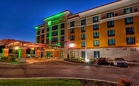Holiday Inn North Tupelo Ms